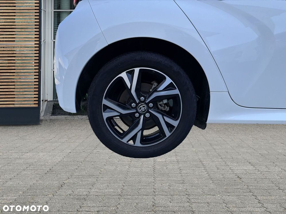 Toyota Yaris Hybrid 1.5 Style - 25