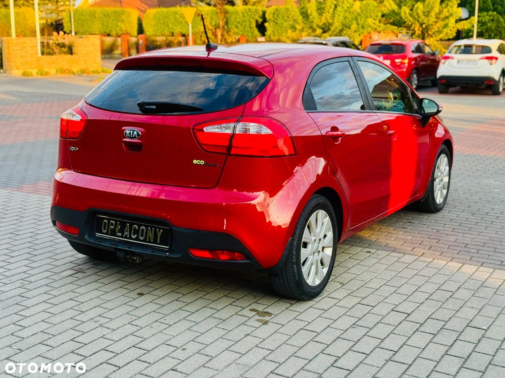 Kia Rio - 4
