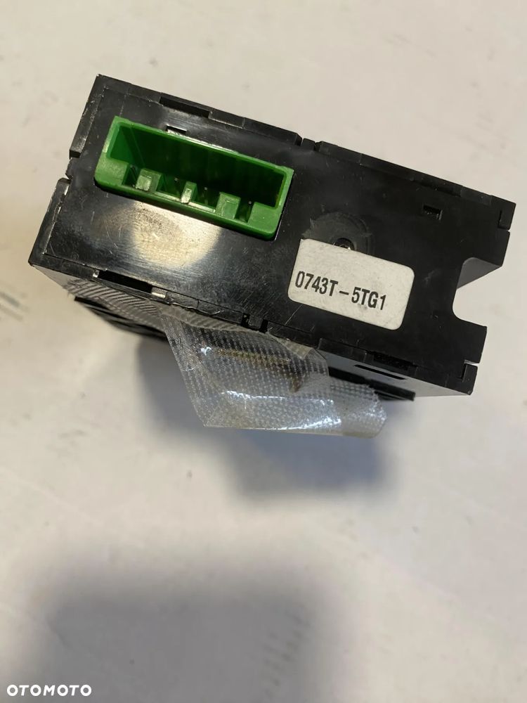 Przełącznik klimatyzacji Honda Civic VII OE - 2