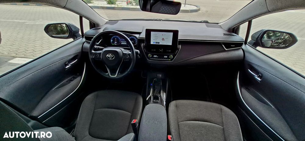 Toyota Corolla 1.8 Business Edition - 6