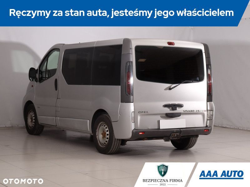 Opel Vivaro - 6