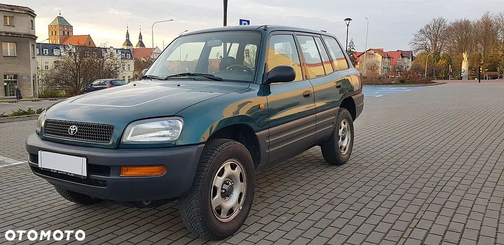 Toyota RAV4 2.0 - 1