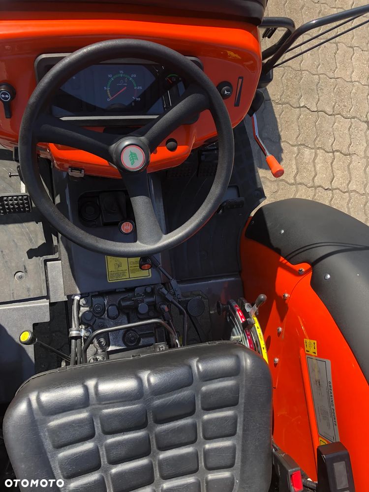 Inny TAFE 240S - 13
