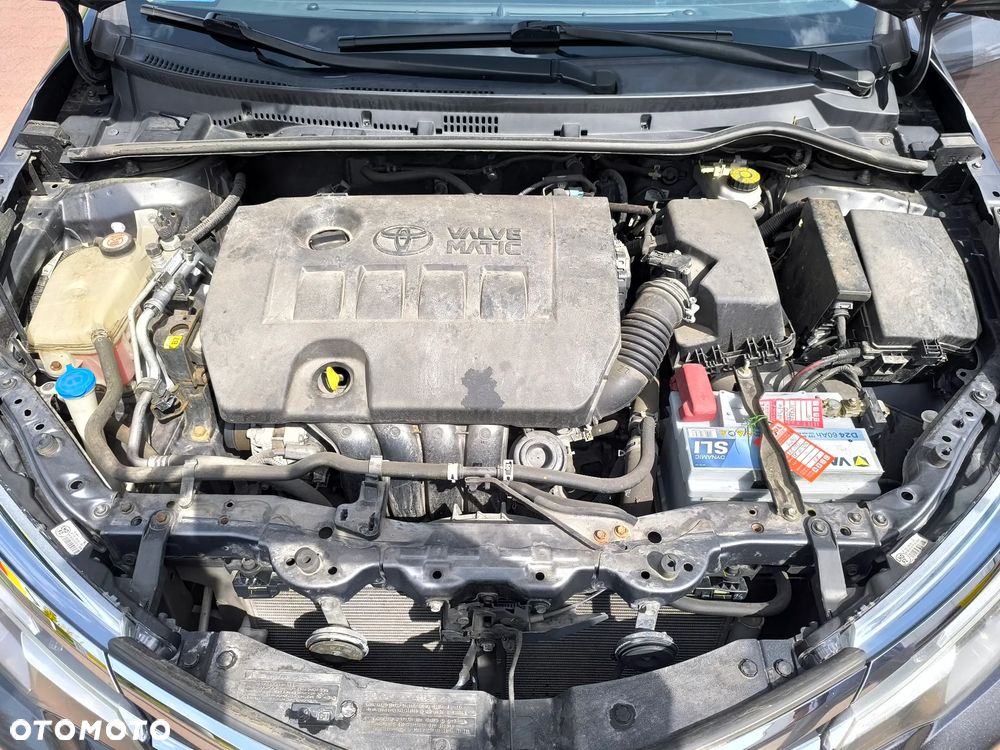 Toyota Corolla 1.6 Comfort - 24
