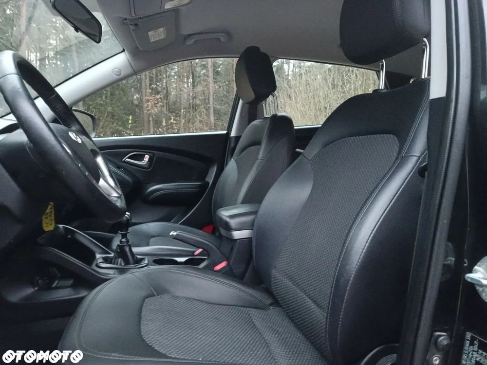 Hyundai ix35 1.7 CRDi Comfort 2WD - 24