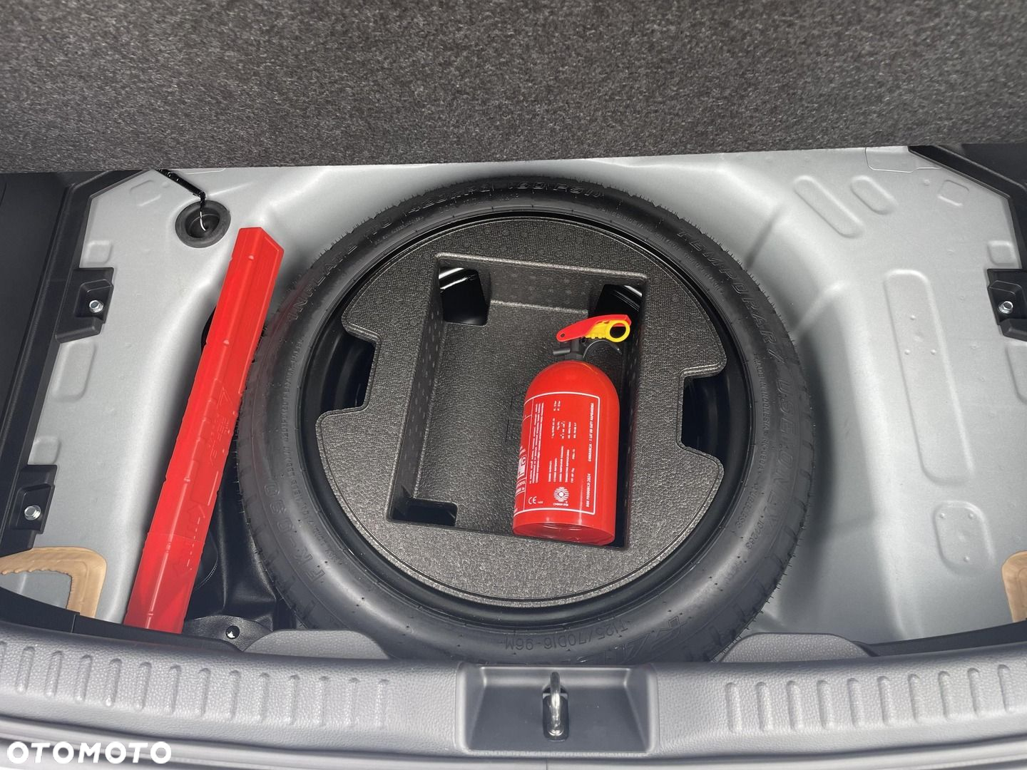 Toyota Yaris 1.5 Style - 29