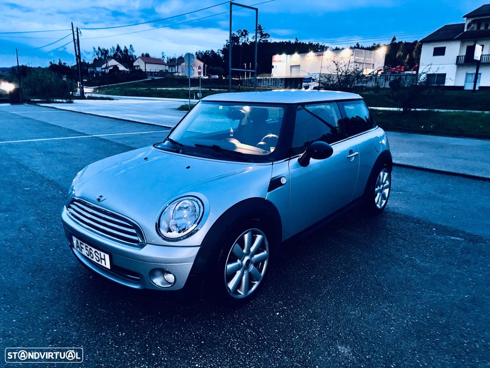 MINI 3 Portas One - 1