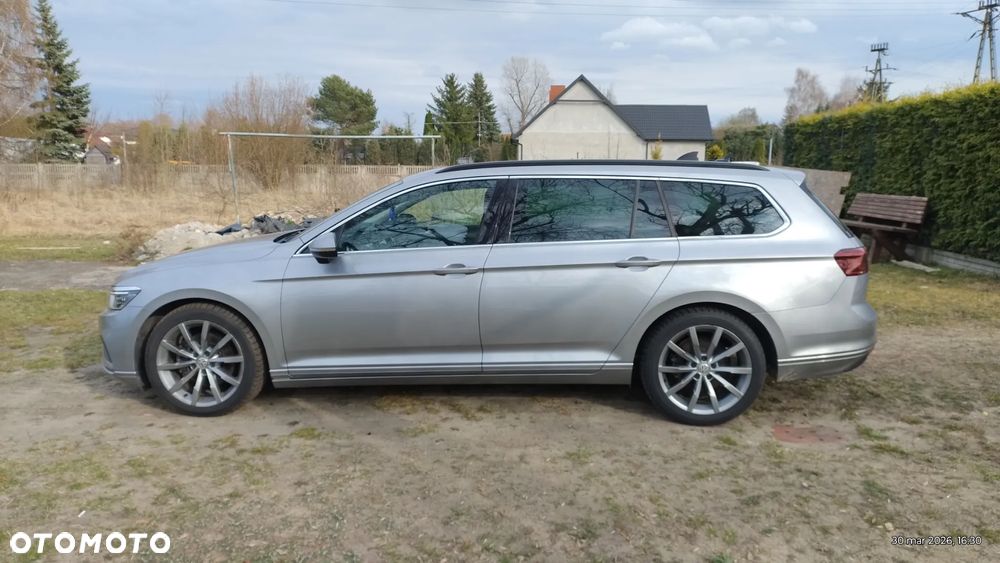 Volkswagen Passat 2.0 TDI Elegance DSG - 8