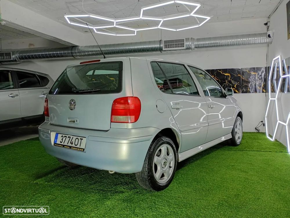 VW Polo - 34