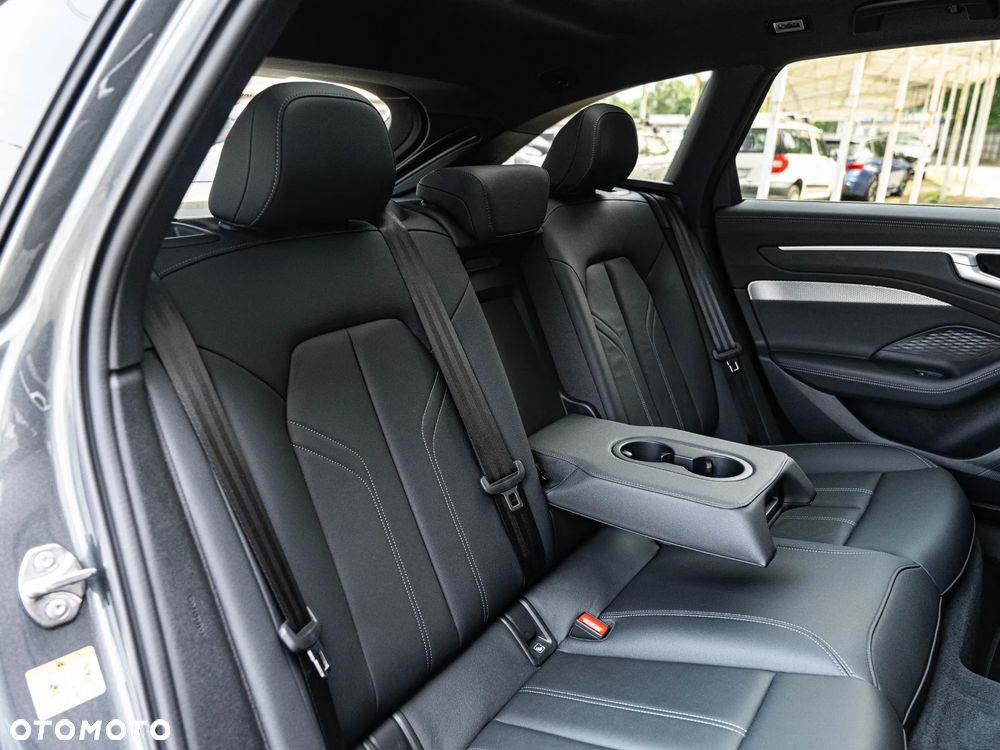 Audi A6 Avant 40 TDI S tronic S line - 27