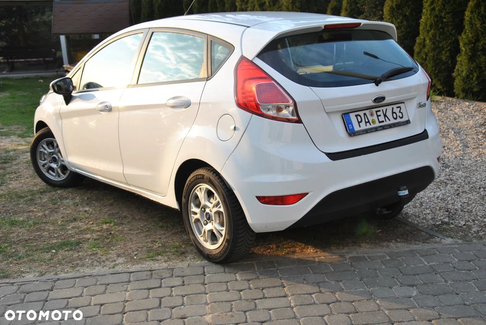 Ford Fiesta 1.25 Champions Edition - 5