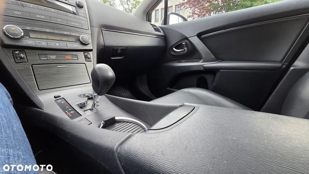 Toyota Avensis 2.2 D-4D Prestige - 19