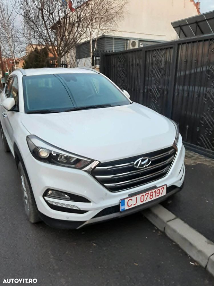 Hyundai Tucson 2.0 CRDI 4WD 6AT Style - 3