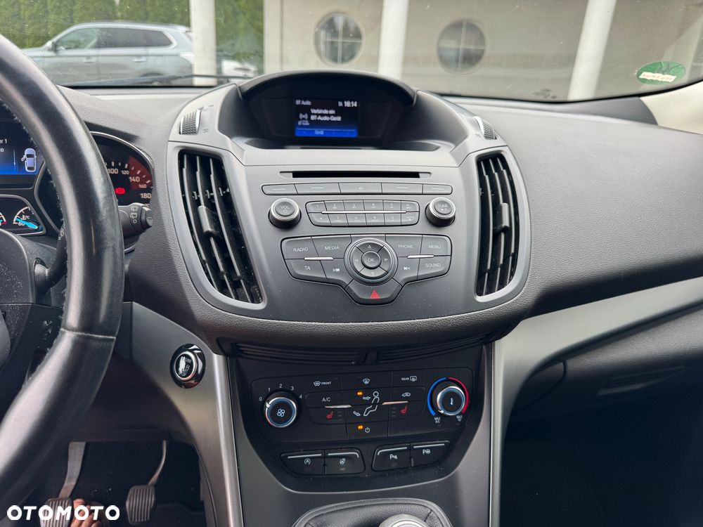 Ford Kuga 1.5 EcoBoost 2x4 Trend - 12