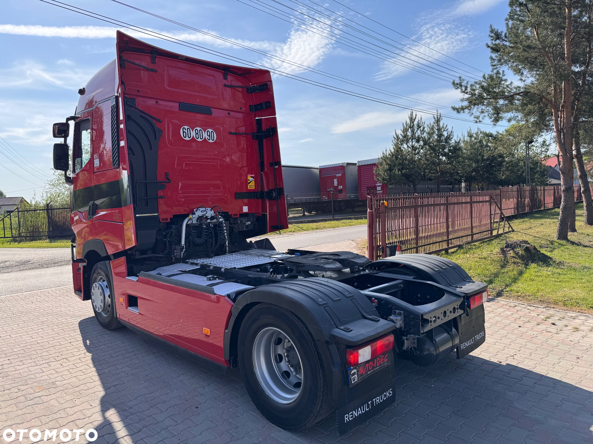 Renault T520 high cab - 10