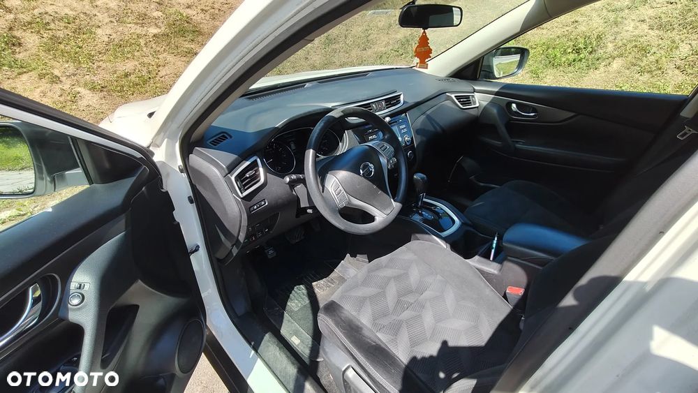 Nissan Rogue - 9