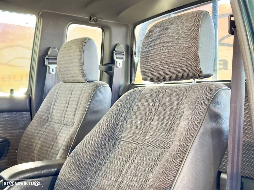 Toyota Hilux 2.4 D LN90L XCab - 12