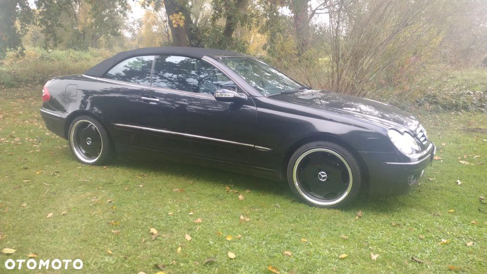 Mercedes-Benz CLK - 4