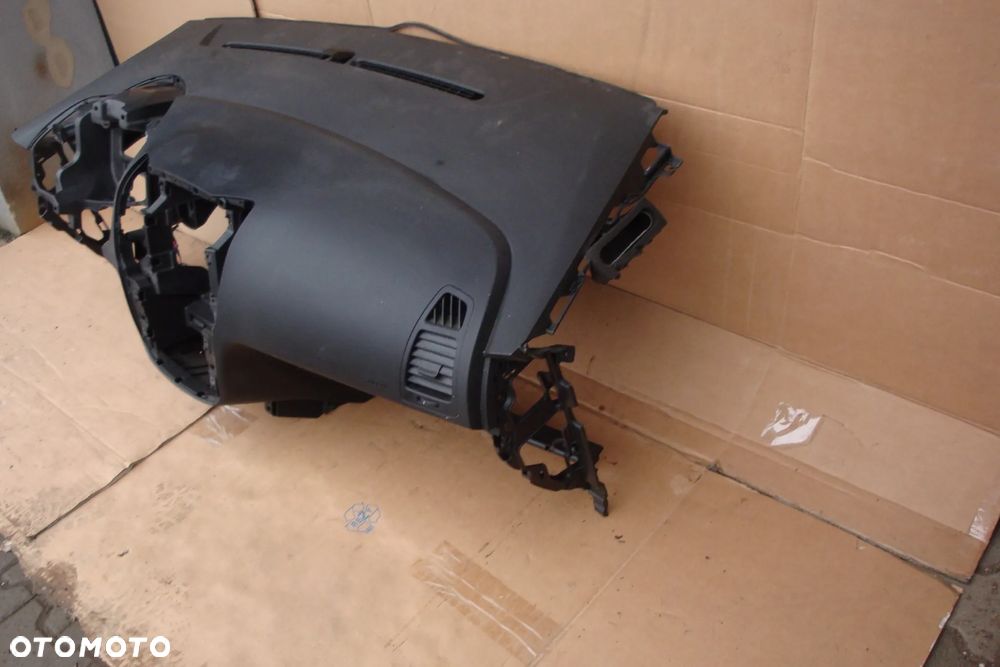 KIA VENGA deska z poduszka pasazera EU - 3