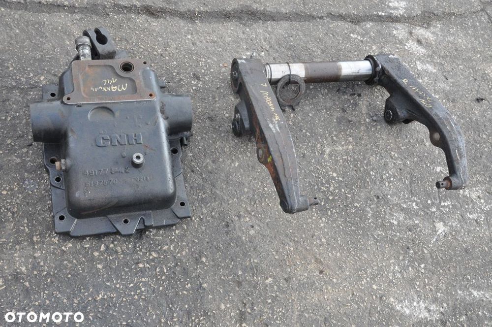 PODNOŚNIK RAMIONA WAŁEK CASE MAXXUM 140 49177/5197570