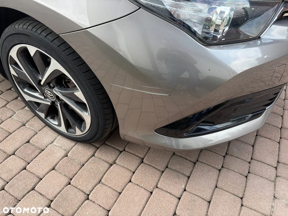 Toyota Auris - 32