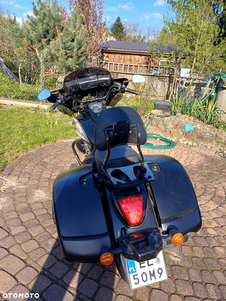 Suzuki Boulevard - 4