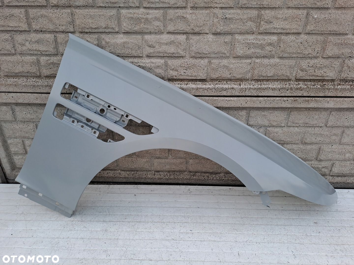 GENESIS 2 II G80 20-23 BŁOTNIK PRAWY PRZEDNI - 1