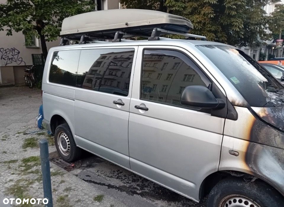 Volkswagen Multivan - 1