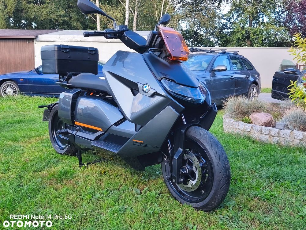 BMW CE 04 - 16