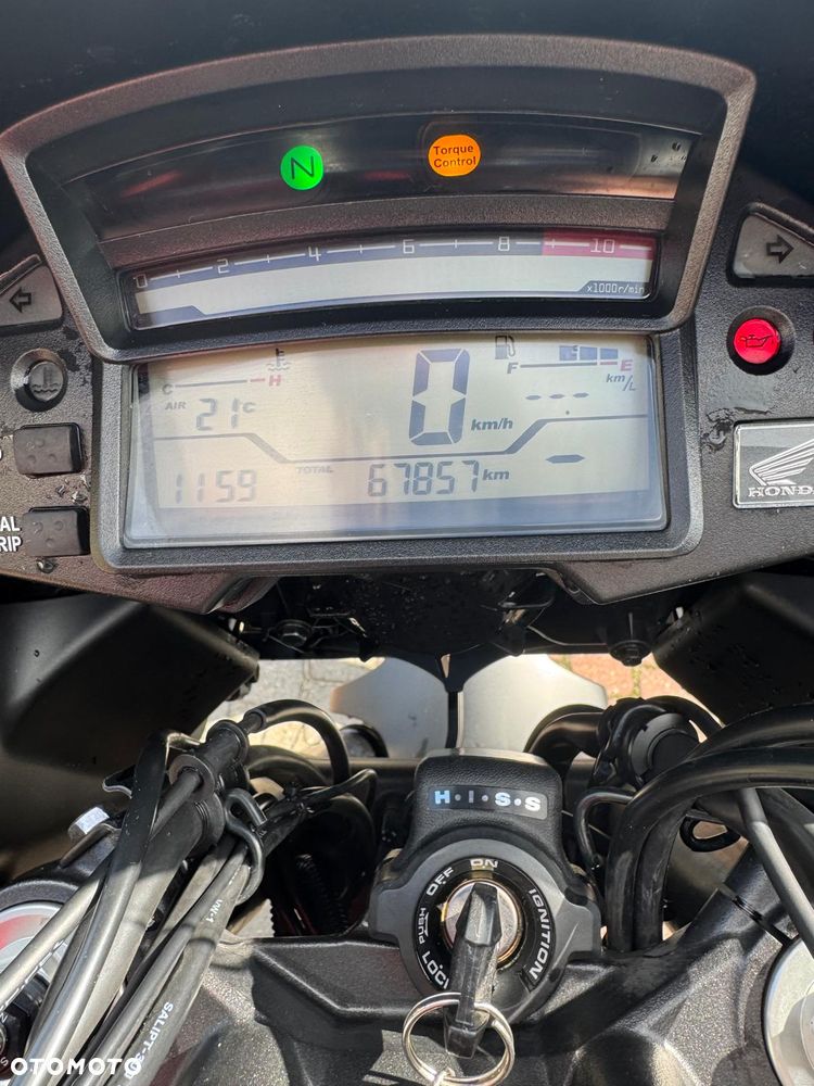 Honda VFR - 3