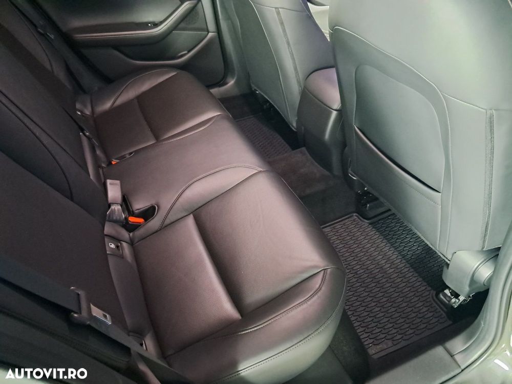 Mazda 3 - 19