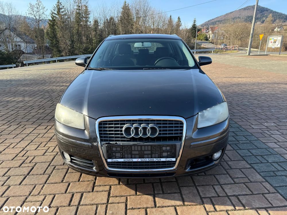 Audi A3 Sportback 2.0 TDI DPF Attraction - 2