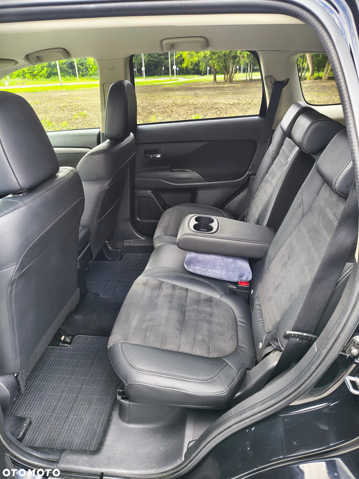 Mitsubishi Outlander 2.0 Intense + 4WD CVT - 6