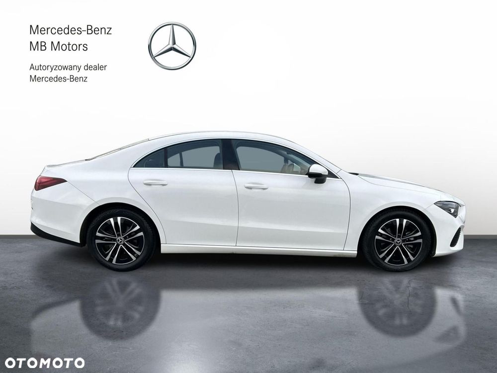 Mercedes-Benz CLA 200 7G-DCT - 7