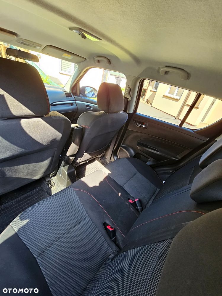Suzuki Swift - 9
