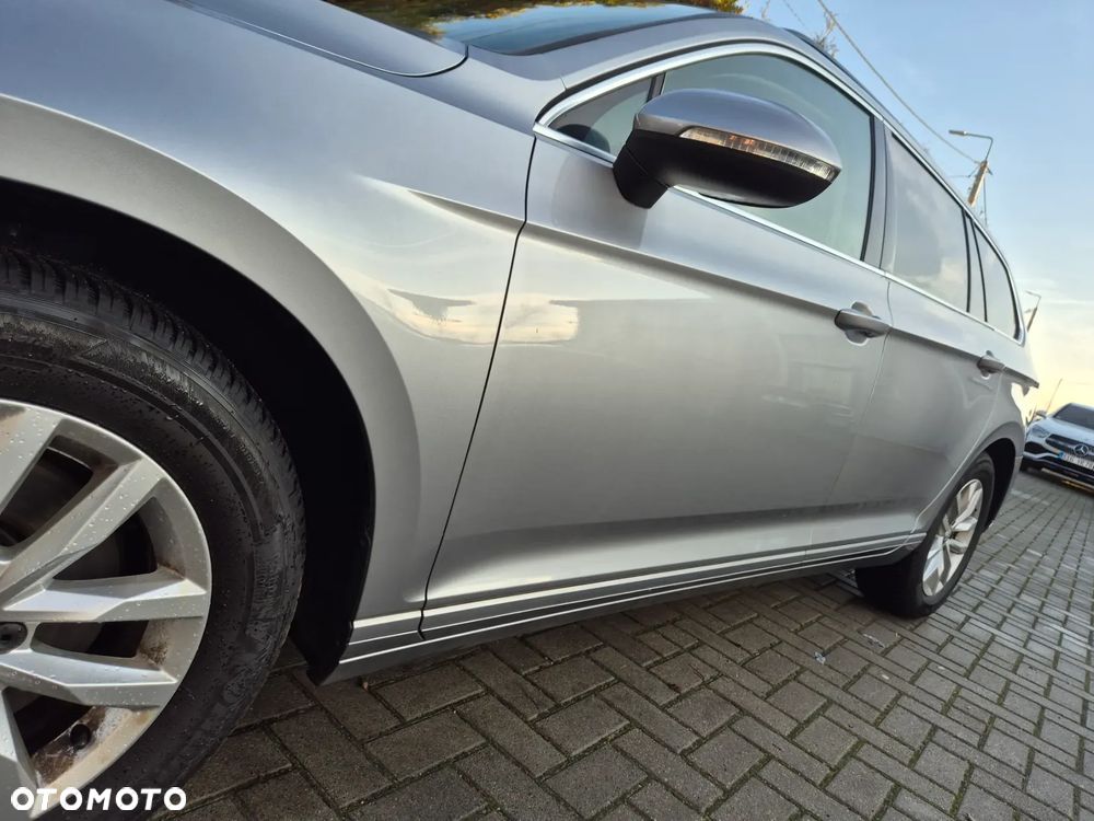 Volkswagen Passat - 19