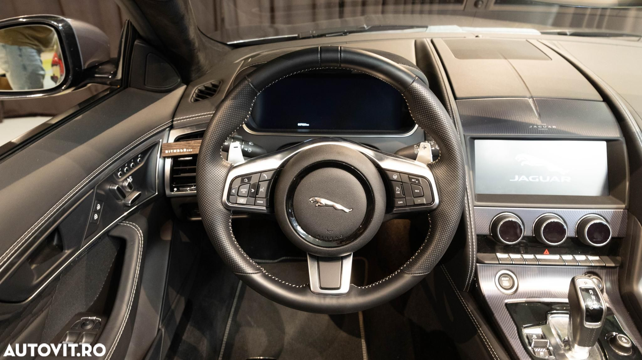 Jaguar F-Type Cabriolet 2.0 Aut. R-Dynamic - 13