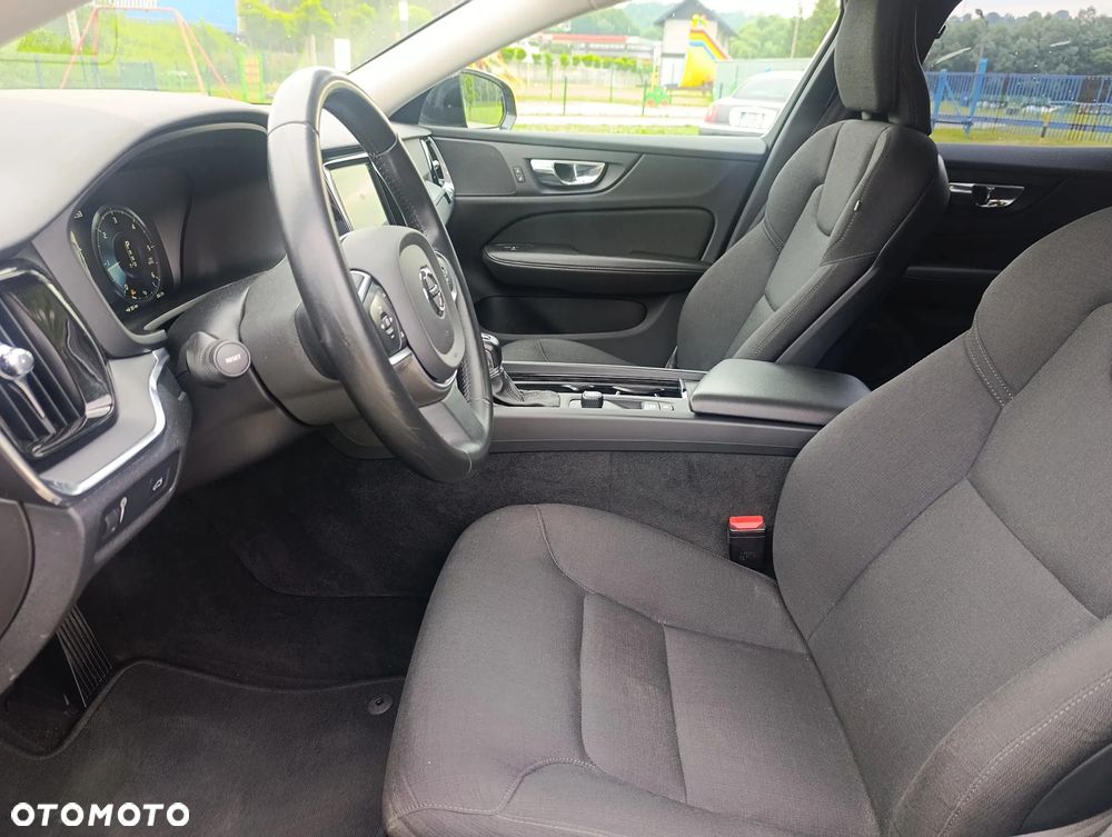 Volvo V60 D3 AWD Geartronic Momentum - 12