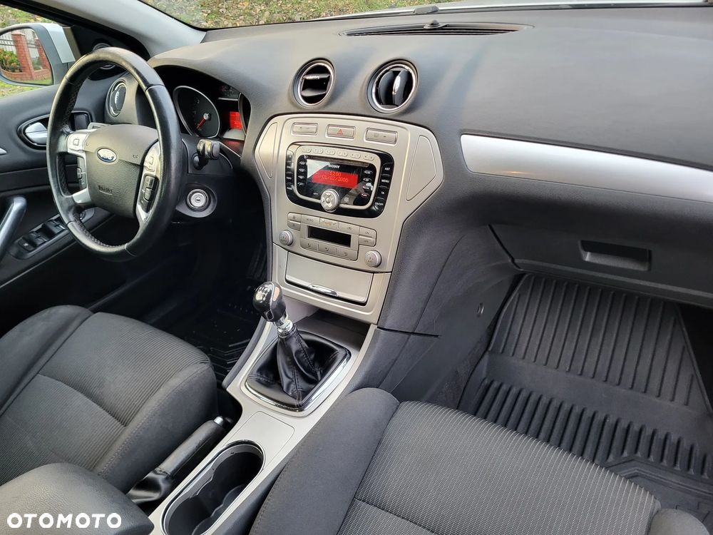 Ford Mondeo 2.0 TDCi EConetic Trend - 14