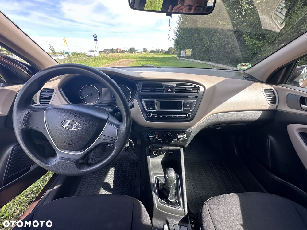 Hyundai i20 1.2 Fresh - 24