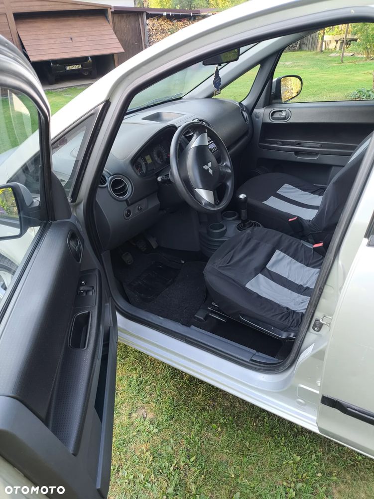 Mitsubishi Colt 1.3 Invite - 8