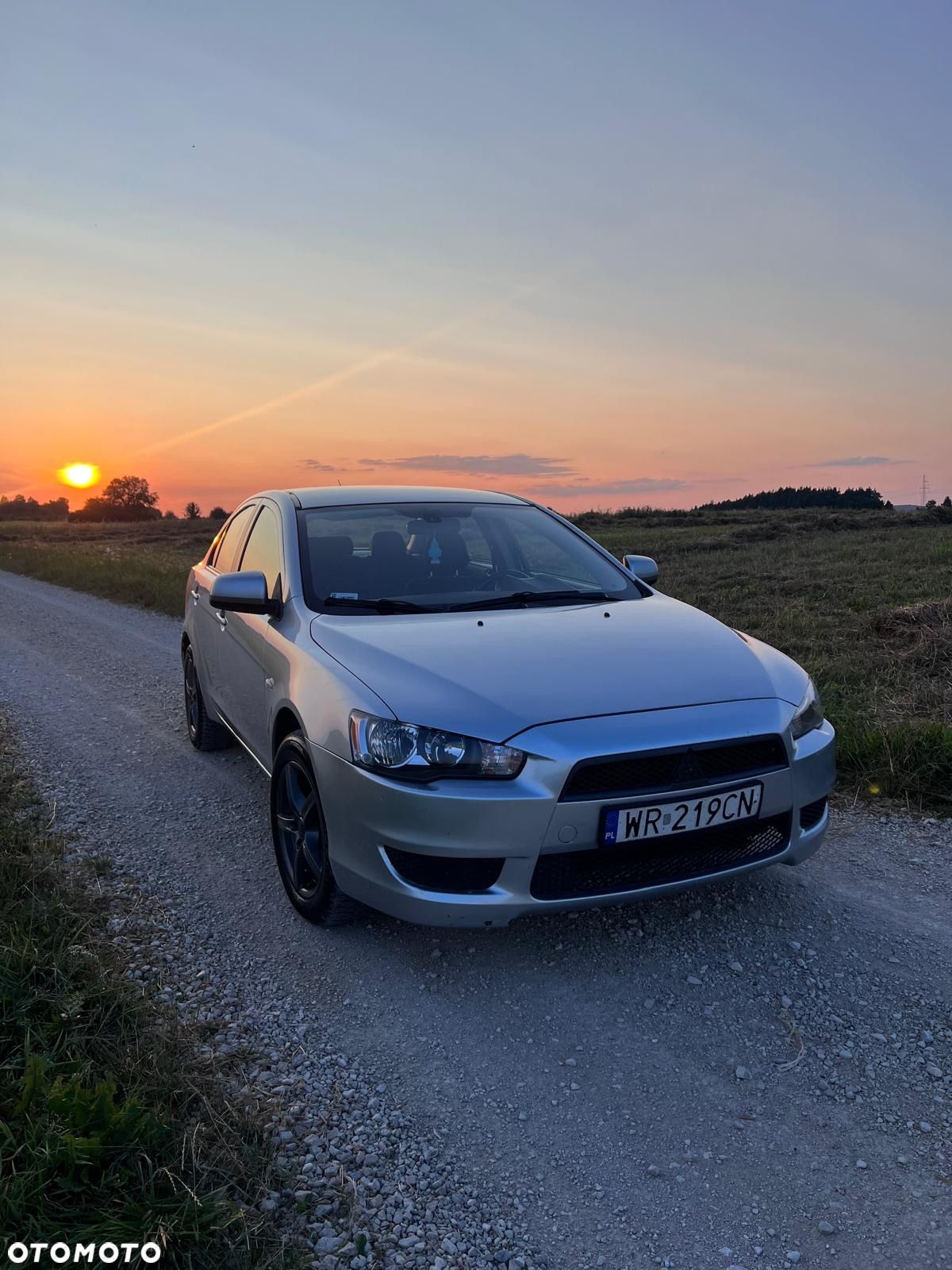 Mitsubishi Lancer - 4