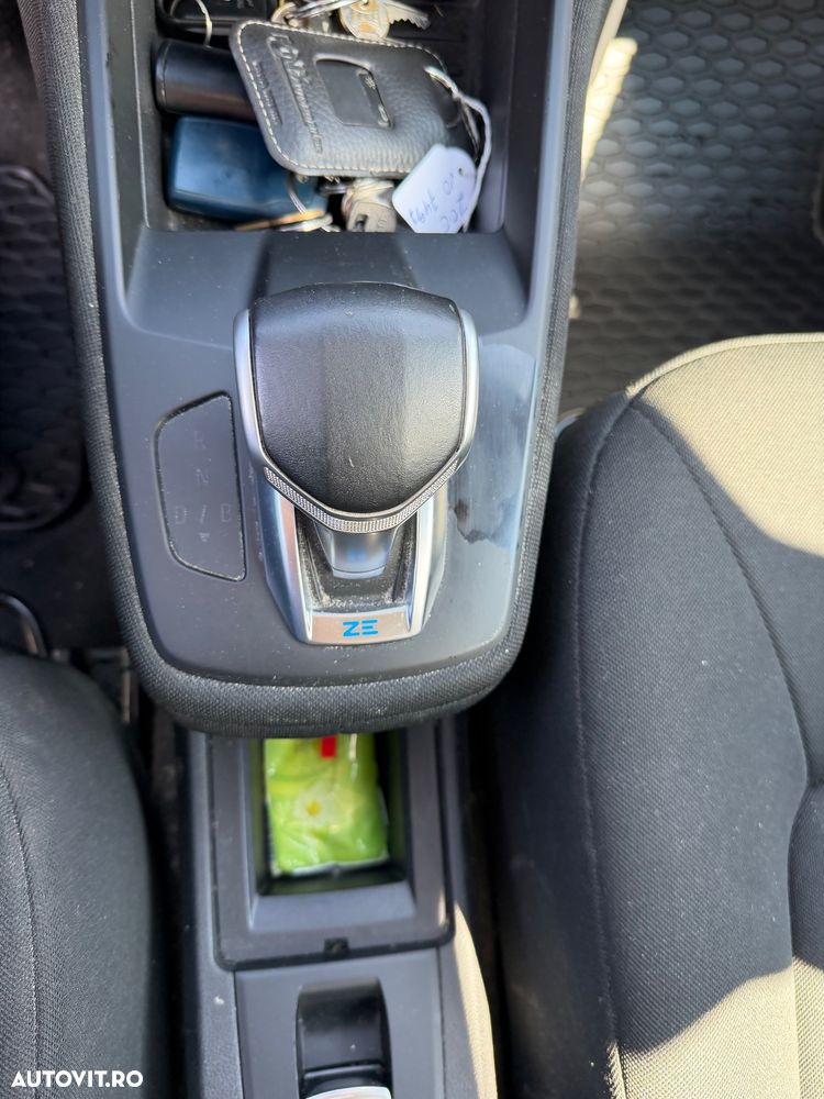 Renault ZOE EV50 135hp Evolution - 12