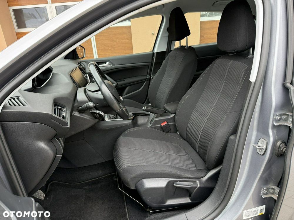 Peugeot 308 - 19
