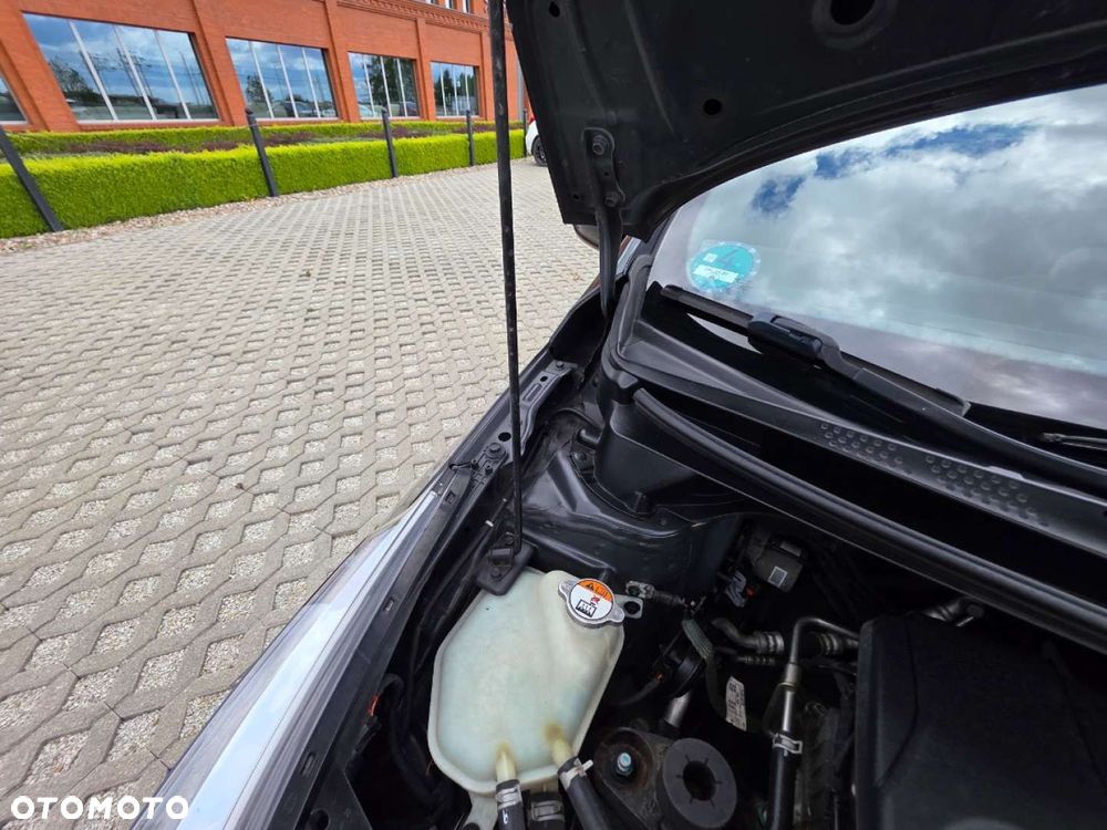 Kia Ceed - 28