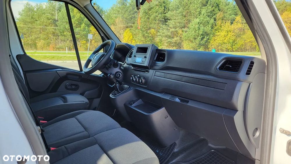 Renault Master - 32