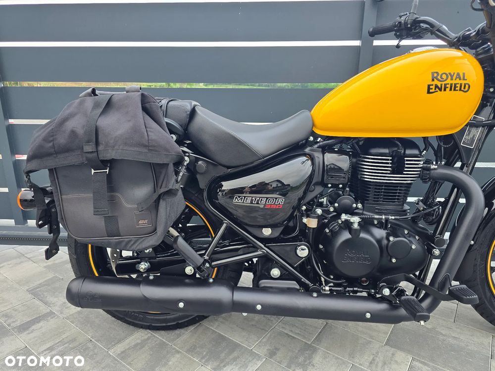 Royal Enfield Meteor - 15