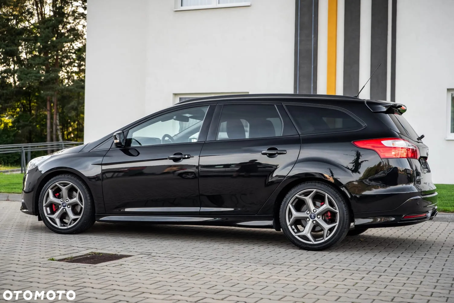 Ford Focus 2.0 EcoBoost ST mit Leder-Sport-Paket - 16