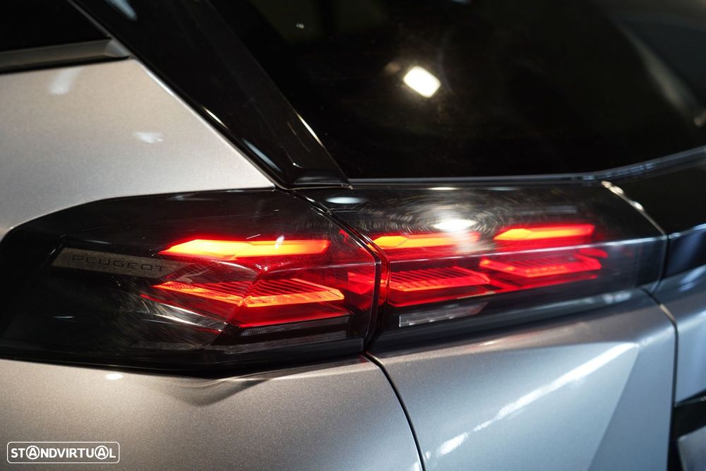 Peugeot 2008 1.2 PureTech Allure - 30