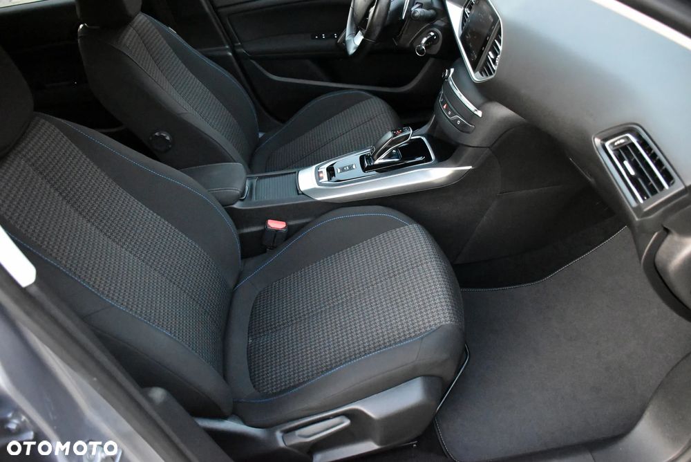 Peugeot 308 - 21